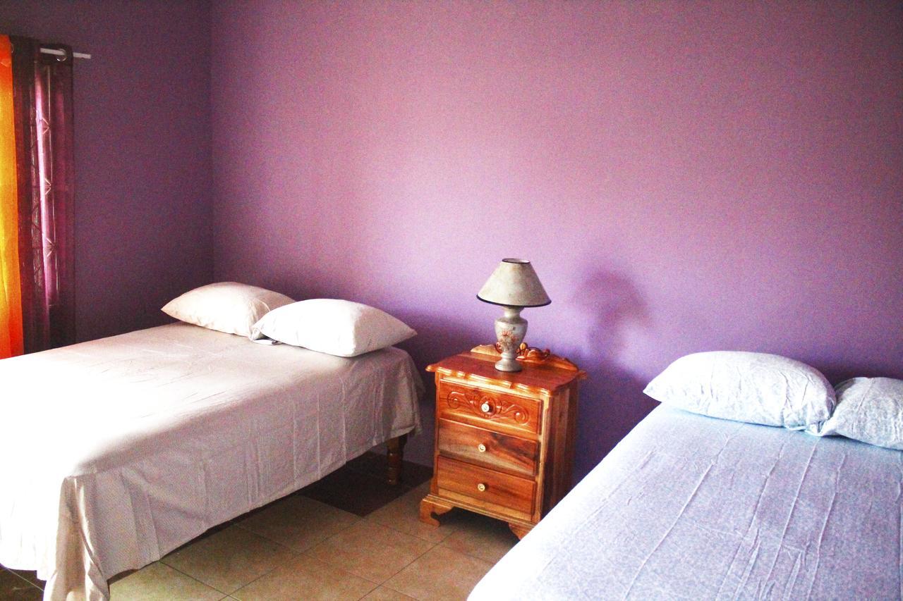 Yaad Hostel Teluk Montego Bagian luar foto